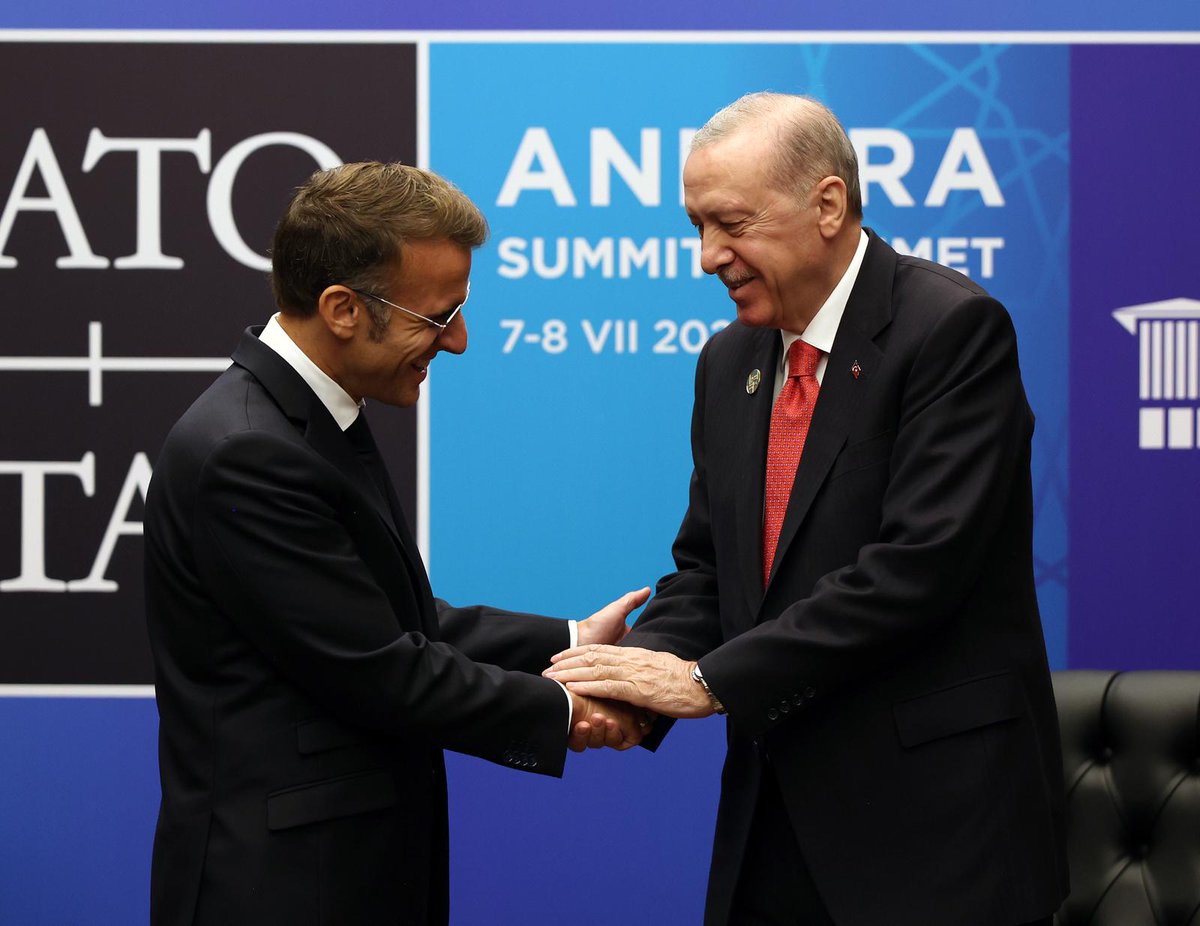 akpartyenglish's tweet photo. President Recep Tayyip Erdoğan met with President Emmanuel Macron of France on the sidelines of the 36th NATO Heads of State and Government Summit in Ankara. https://t.co/ByElm3UKWT