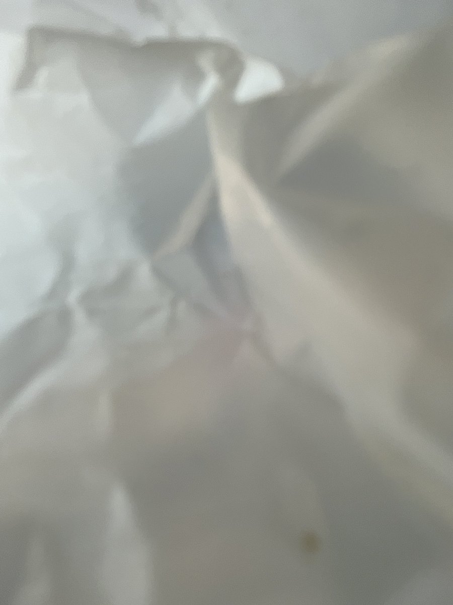 y_Miracl1111's tweet photo. 今日よく分からない写真が
撮れてたんですけど
何でしょう🤫

お分かりになる方教えて下さい https://t.co/O1FUylbAE9