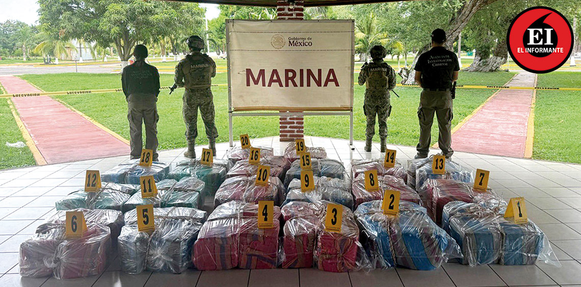 ElInformanteMX's tweet photo. Hallan más de una #tonelada de #cocaína en #buque ligado al #CJNG en #Michoacán
#Autoridades estiman que representaba más de dos #MillonesDeDosis con un #valor superior a los 250 #MillonesDePesos.
Tags: @SSPCMexico @FGRMexico @SEMAR_mx
https://t.co/sskZZyIS3O https://t.co/HGwKfSYTVF