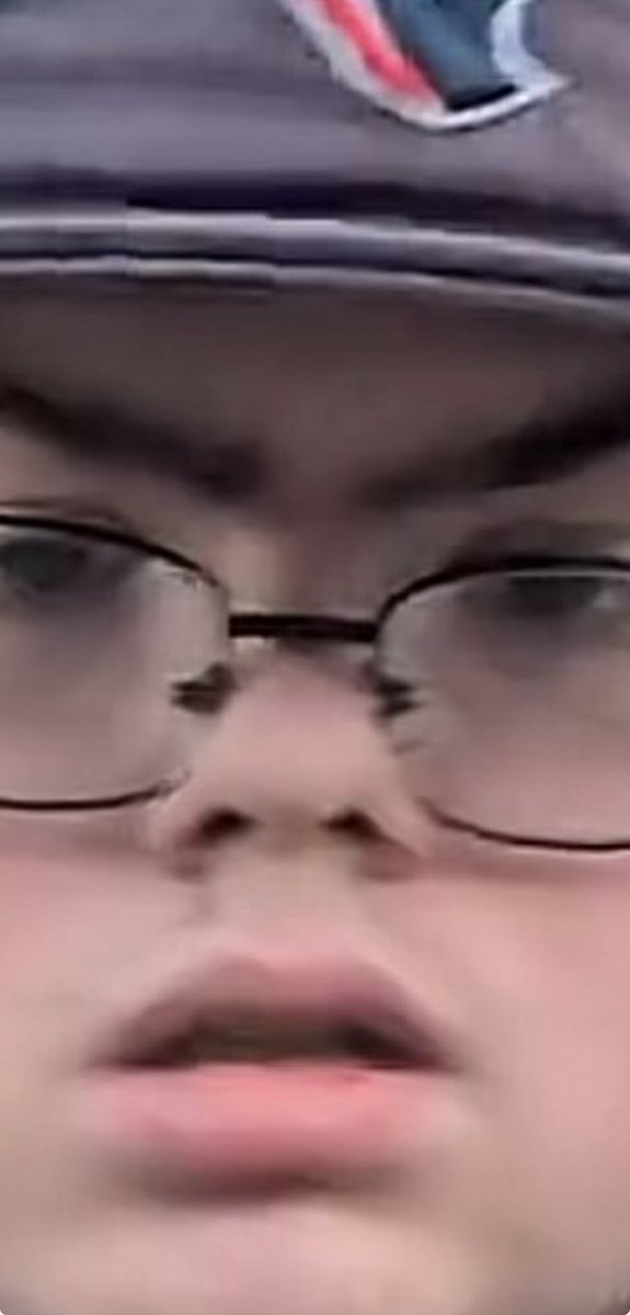 OnigiriGoth's tweet photo. @NovineLeaks The last thing you see after turning 13 https://t.co/gHlu3yMIla