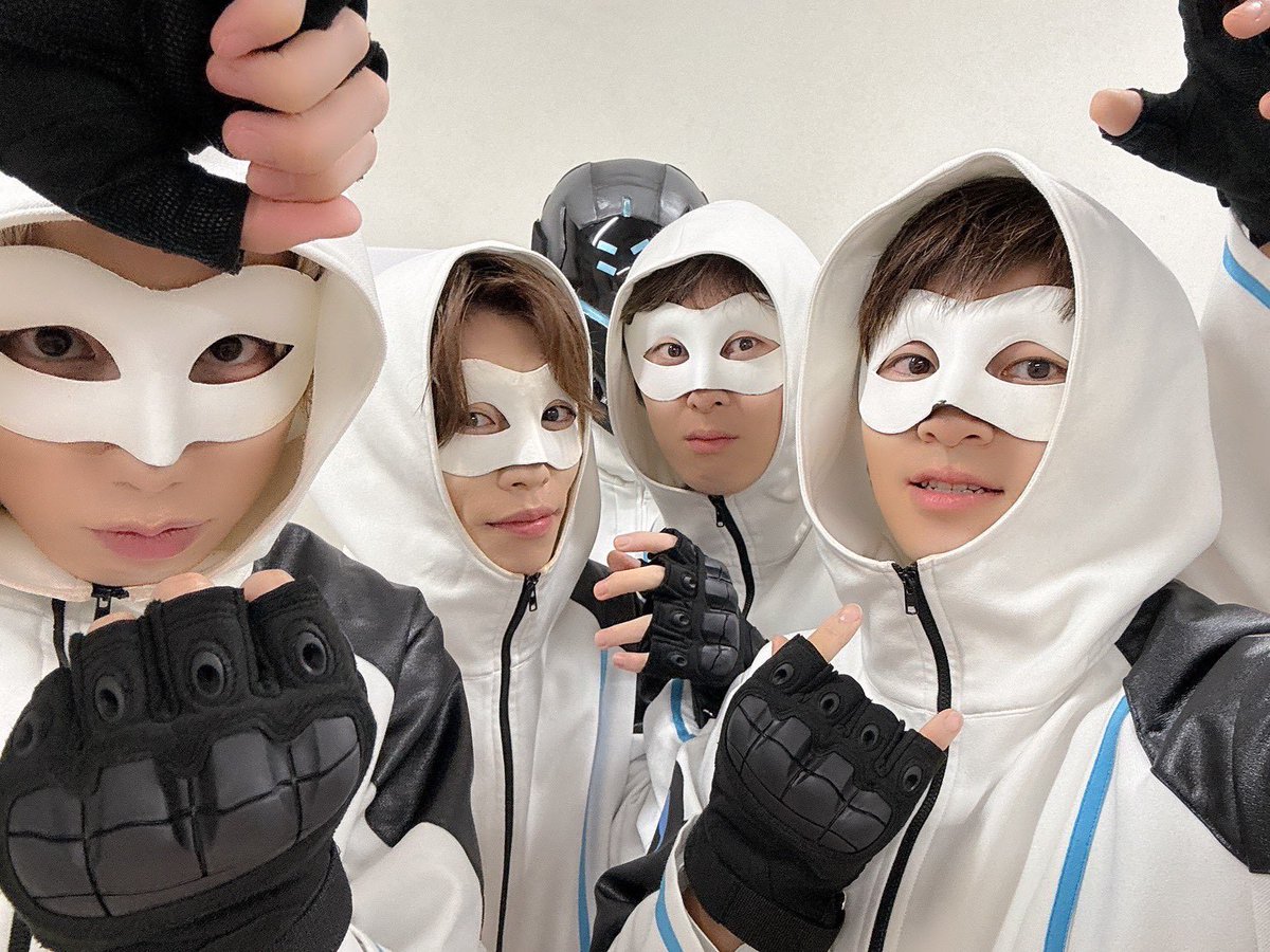ht_kam05's tweet photo. Action Stage「エリオスライジングヒーローズ」-New Dawn-
5日目ありがとうございました
明日は1公演よろしくお願いします👏 https://t.co/ca4fy19E3A