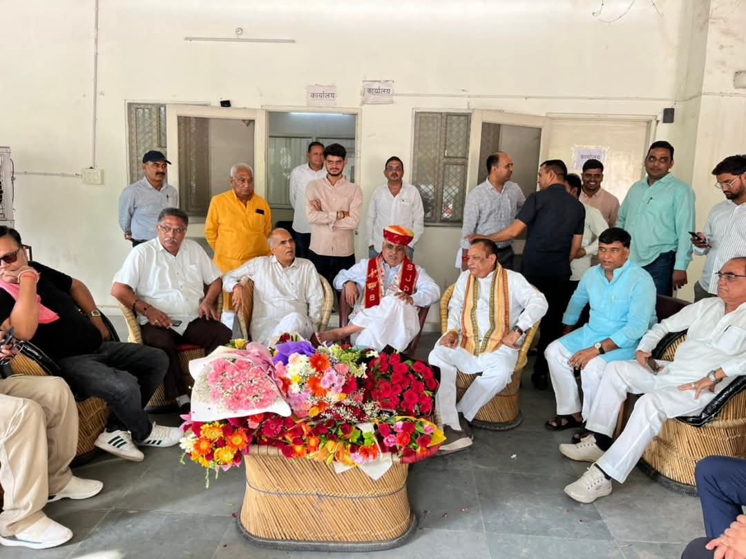 OnlineKanhaiya's tweet photo. आज नगरीय विकास एवं स्वायत्त शासन राज्य मंत्री (स्वतंत्र प्रभार) श्री झाबर सिंह खर्रा जी के राजकीय आवास पर पहुँचकर उनसे आत्मीय भेंट की तथा जन्मदिवस के शुभ अवसर पर उन्हें हार्दिक बधाई एवं शुभकामनाएं प्रेषित कीं।

जनसेवा, संगठन एवं समाजहित के प्रति उनका समर्पण सभी कार्यकर्ताओं के लिए प्रेरणादायी है। ईश्वर से प्रार्थना है कि आप सदैव स्वस्थ, प्रसन्न और दीर्घायु रहें तथा इसी निष्ठा के साथ प्रदेश की सेवा में निरंतर अग्रसर रहें।

@officialkharra