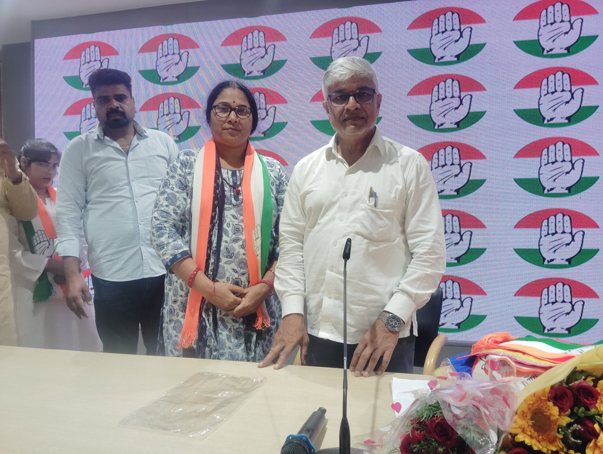 archanarchaubey's tweet photo. #कांग्रेस_मुख्यालय

#दिल्ली

@INCIndia @INCUttarPradesh
@RahulGandhi  @priyankagandhi 
@AdvRajendraPal 
@sushant_m https://t.co/pQ85O2ecHo