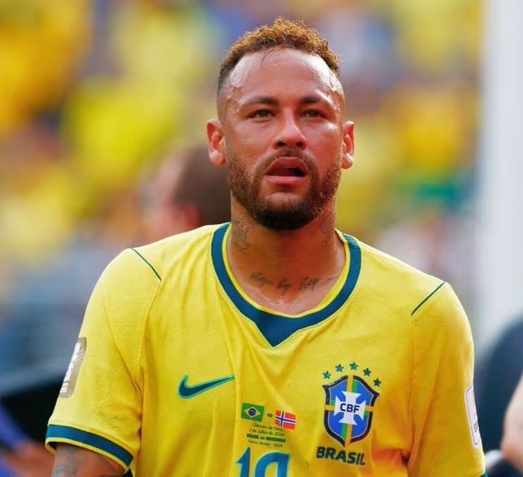 FlamenGOL_81's tweet photo. A diferença do Neymar em 6 anos é absurda..

Neymar em 2020 x 2026. O que esse cara anda tomando? https://t.co/7mB3CmSIpO