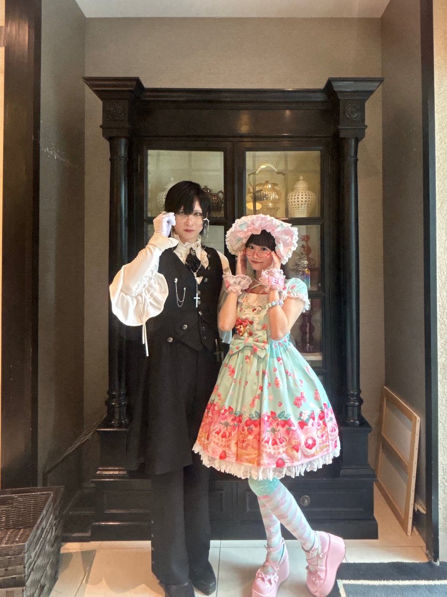raisehakirajo's tweet photo. RINさんとツーショ📸 https://t.co/aopYaDB2jv