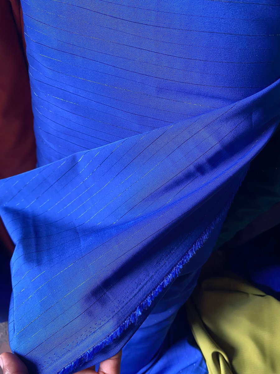 ZidyepO's tweet photo. Hi guys! 👋🏽
I sell premium-quality fabrics at great prices:
• Cashmere – 5,000/yard
• Italian Senator – 6,000/yard
• Plain Jonkoso – 3,500/yard
• Striped Jonkoso – 4,500/yard
Available in different colours and perfect for senator wears, kaftans, jalabiyas, trousers, shirts, and other bespoke outfits.
🚚 Nationwide delivery available.
Send me a DM to place your order. 🤍