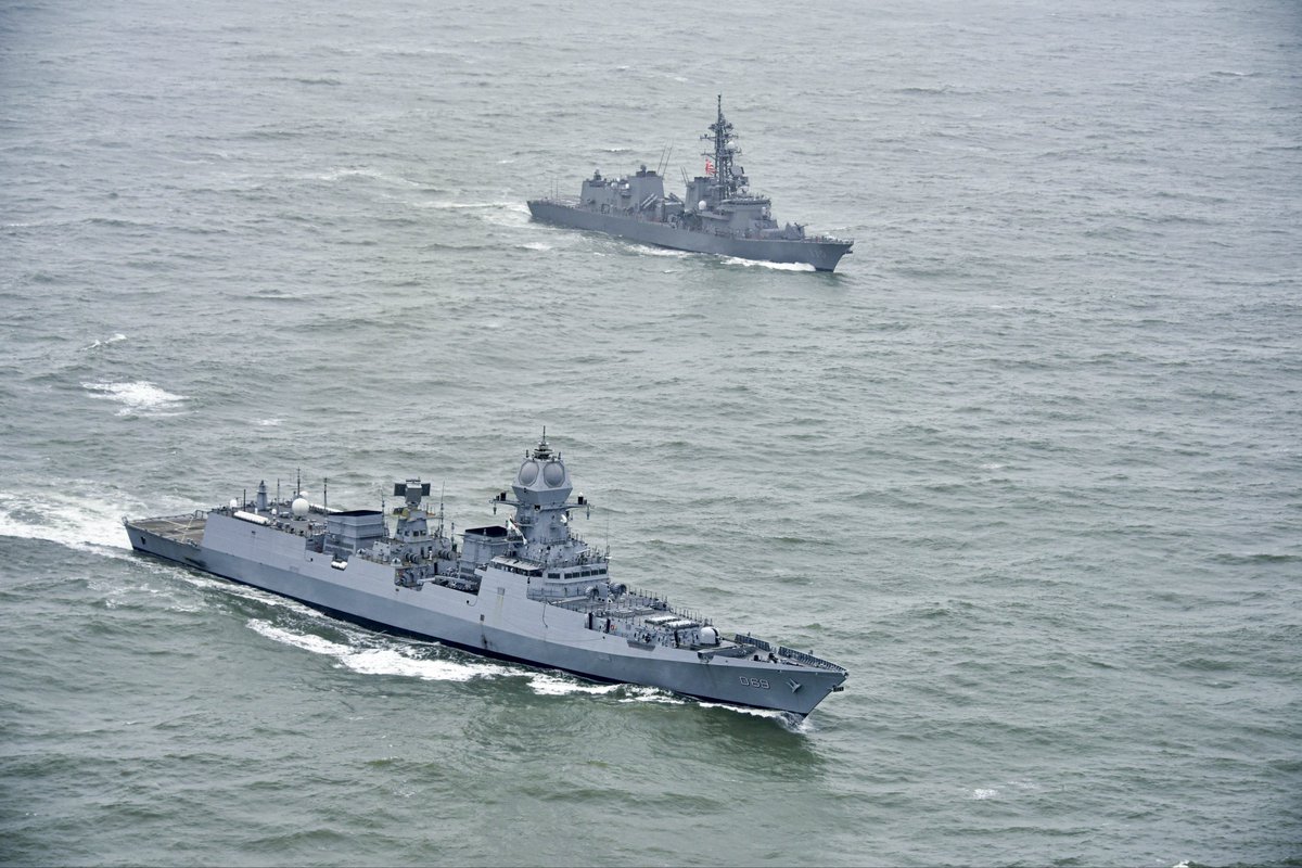 IN_WNC's tweet photo. 🇮🇳 🤝 🇯🇵 
#JSTakanami DD-110 of #JMSDF, called at Mumbai on 05 Jul 26 for operational turn around during her ongoing deployment in the western IOR.

The ship engaged in a #PASSEX with #INSSurat #IndianNavy on 08 Jul 26. The exercise validated communication procedures and conducted maneouvers aimed at enhancing interoperabilty and exchange of best practices. The PASSEX culminated in a steampast with the ships exchanging traditional courtesies.

@indiannavy
@IndiannavyMedia
@DefPROMumbai
@JMSDF_PAO