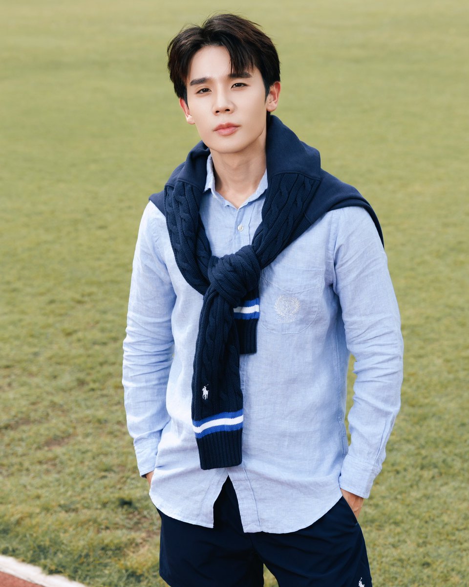 JimmyyjpHome's tweet photo. Wimbledon spirit with @RalphLauren 
👕👔🧣👞

IG : jimmyyjp update ✨

@PoloRalphLauren @Wimbledon
#RLTennis #Wimbledon #jimmyyjp #Tiny https://t.co/ezqWENMCGG