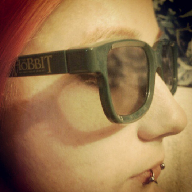 lilly_chan3567's tweet photo. My LotR sunglasses! https://t.co/1iFzCY2mdk