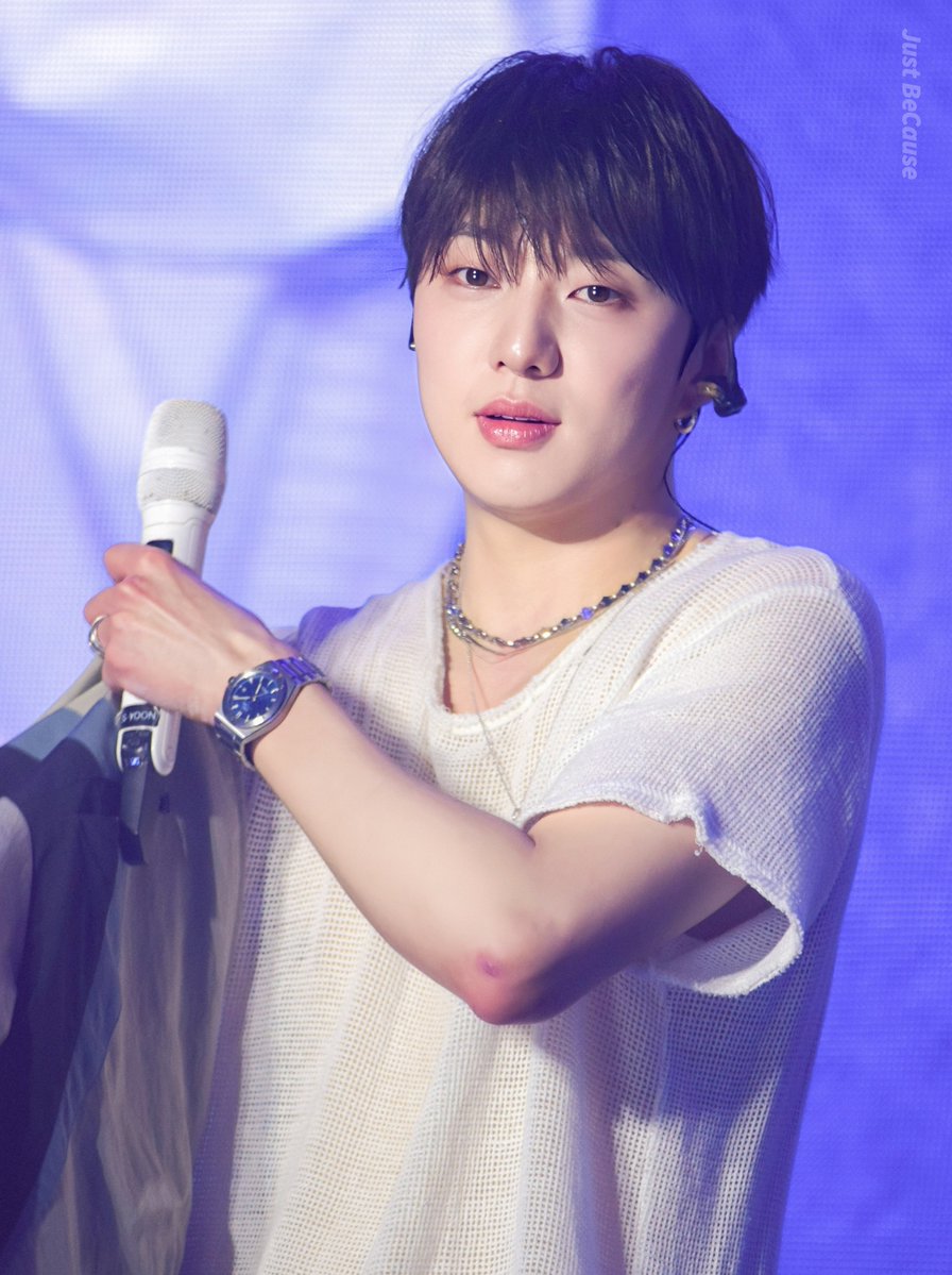 JustBecause_95's tweet photo. 260628 어썸스테이지

#WINNER #위너
#강승윤 #KANGSEUNGYOON #YOON https://t.co/JidXVxt6Gr