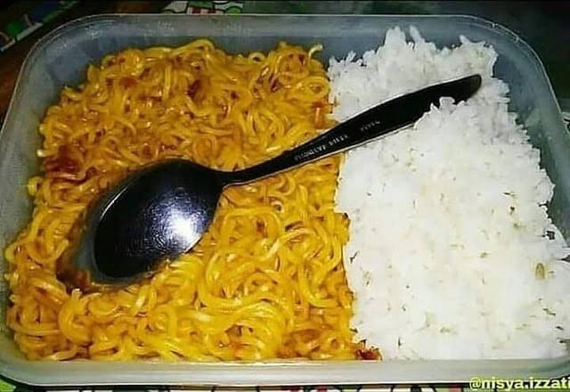 afaintghost's tweet photo. In Indonesia we have these as the fave post-swimming food https://t.co/6FyJ5Z7ACJ