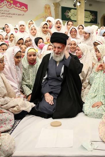 MohammadEAssadi's tweet photo. @MaxBlumenthal Like attracts like, Epstein regime and their supporter be kicking it with child molesters, but inherently good people be at the funeral visiting a pure martyr or attracted to it https://t.co/BtOl61i711