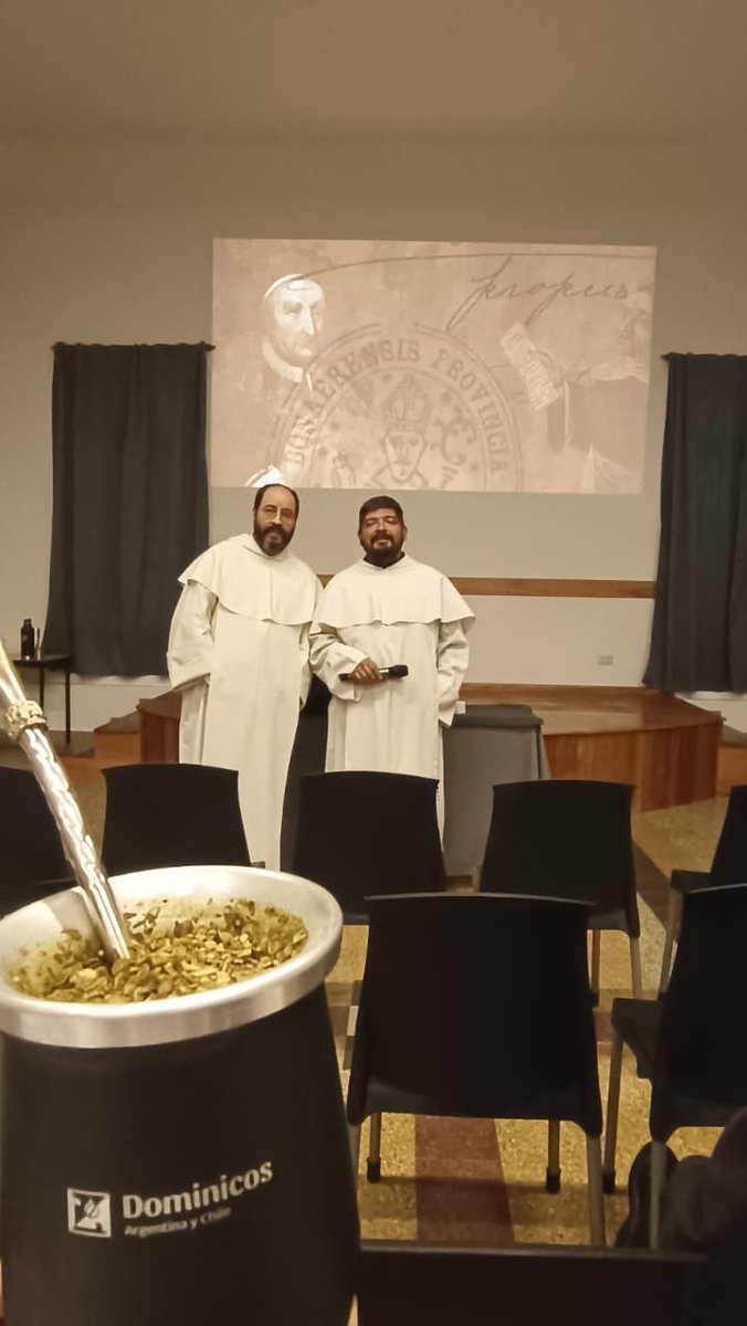Dominicos_ar's tweet photo. ⭐ Comenzamos nuestro Encuentro de Provincia para compartir con los hermanos unos días de oración, formación y fraternidad.
🙏 ¡Contamos con su oración!
#Dominicos #OrdendePredicadores #fraternidad #comunidad https://t.co/FV2OcTGsBD