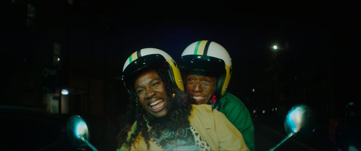 ❦ tweet media