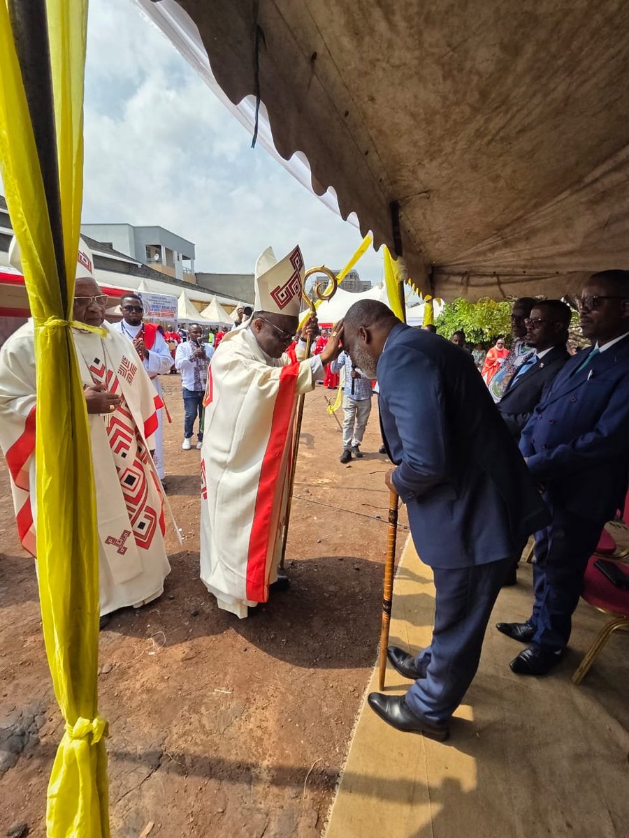 CNangaa's tweet photo. #RDC : Premier anniversaire de la béatification du Bienheureux Floribert Bwana Chui Bin Kositi. Heureux d'avoir participé à la messe d'action de grâce en l'honneur de ce martyr congolais de l'honnêteté et de l'intégrité morale au Sanctuaire lui dédié dans l'enceinte de la cathédrale Saint Joseph de #Goma