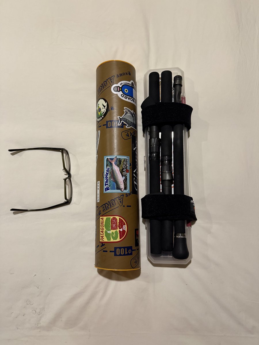 masaru0430's tweet photo. GT用のロッド2本とライトスピニングとベイトの計4本。
コンパクト。仕舞寸法45cm。
カバンがソフトケースだからボイド菅に入れてる。

BOMBADAパックロッド達。
ボンベイロ711XH×2。
ルタドール55。
他。 https://t.co/lFafZWWtWF