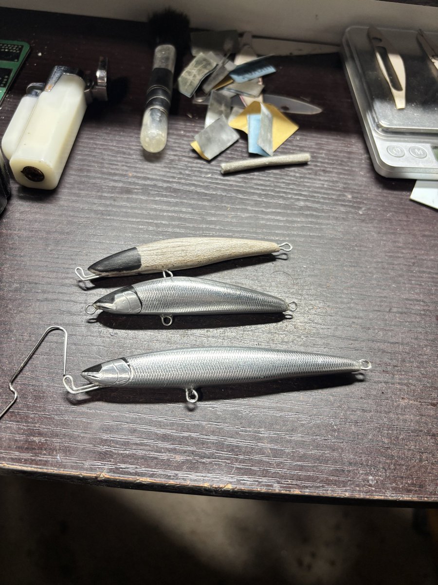 KeNFeeT_69's tweet photo. 娘が産まれて子育てでハンドメイドのハの字も無かったがぼちぼち生産再開しますか！じぃじ工房エアブラシ新調したみたいだし良い刺激貰いました👍 https://t.co/cbztWSvpz6