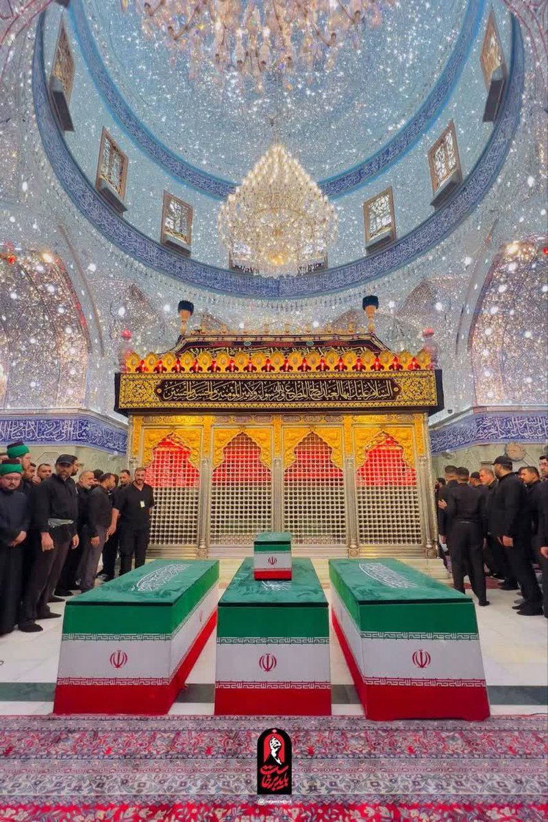 MaedehGhasemi4's tweet photo. در هوای عشق، مردم عراق با دلهایی لبریز از ارادت، رهبر شهید را در آغوش اشک و فریاد گرفتند و حماسه ای جاودان آفریدند.
#پدر_امت
#باید_برخاست https://t.co/en9VKQ73VQ