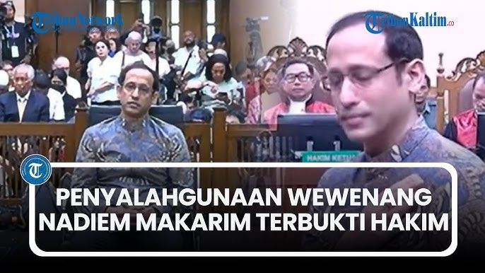 dimarsasongko98's tweet photo. KENAPA PASAL 2 TIDAK TERBUKTI , DAN INI BUKAN KEMENANGAN NADIEM

Banyak yang salah baca bagian ini.

Pasal 2 tidak terbukti bukan karena Nadiem tidak melakukan apa-apa. Tapi karena hakim menyatakan:
"Perbuatan Terdakwa dilakukan bukan dalam kapasitas sebagai orang perseorangan biasa, melainkan justru dilakukan dengan dan melalui kewenangan jabatan yang melekat pada dirinya selaku Menteri."

Pasal yang lebih tepat justru Pasal 3 , yang dikhususkan untuk penyalahgunaan jabatan. Dan itu terbukti.
