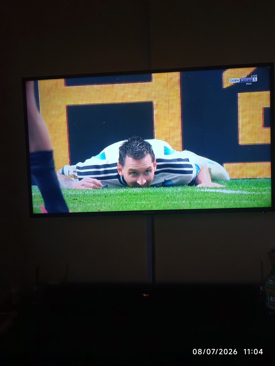 ugo_deboss's tweet photo. @OptaJoe @FIFAWorldCup Man ate some grass and switched to full GOAT mode 😀 https://t.co/nHSC7lzvQO