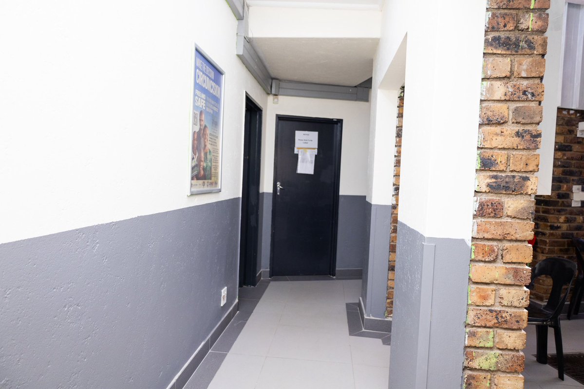 EFFGautengProv's tweet photo. 🚨In Pictures🚨

The MMC for Health and Social Development, Fighter @ennie_makhafola announces the completed maintenance work has restored the Windsor Clinic to a safe, clean, and functional standard, creating a more welcoming environment for patients and enabling healthcare professionals to deliver services more effectively.

#EFFinGovernment