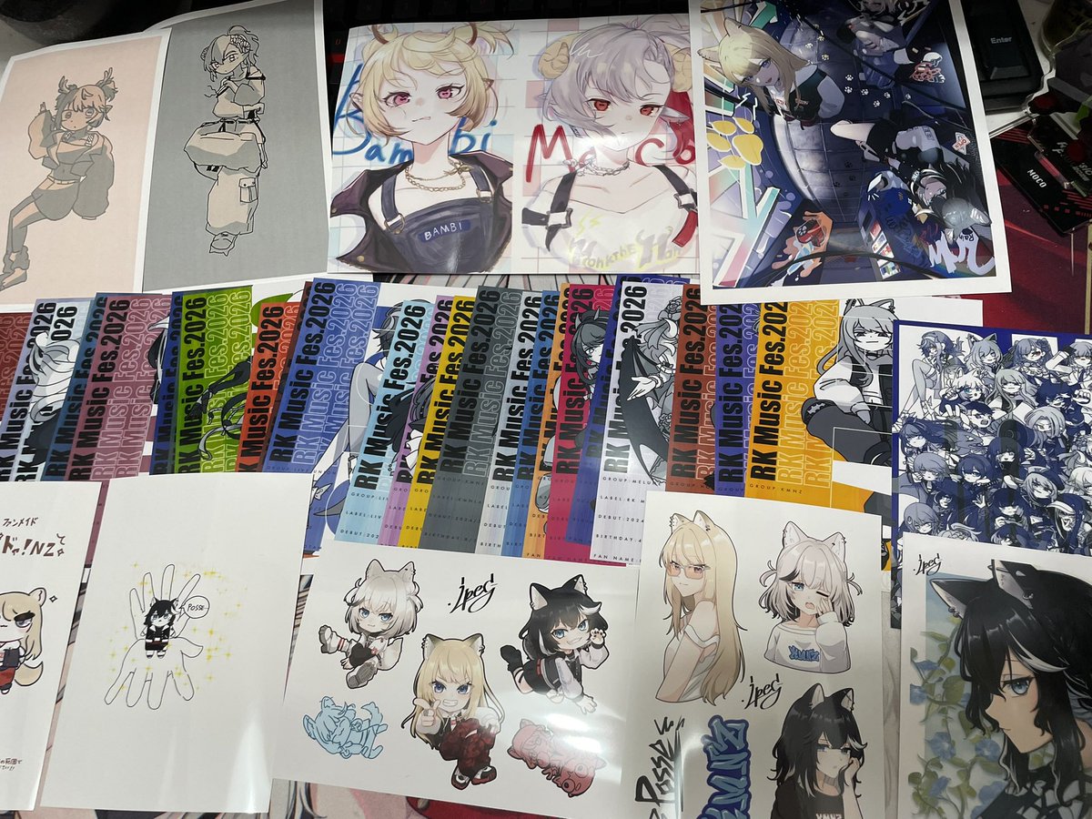 kinomcmc's tweet photo. 自分のネップリと共に神絵師様達のネップリを手に入れてきました！
神々の皆様…ありがとうございます…🙏 https://t.co/PBhPDuSSBU