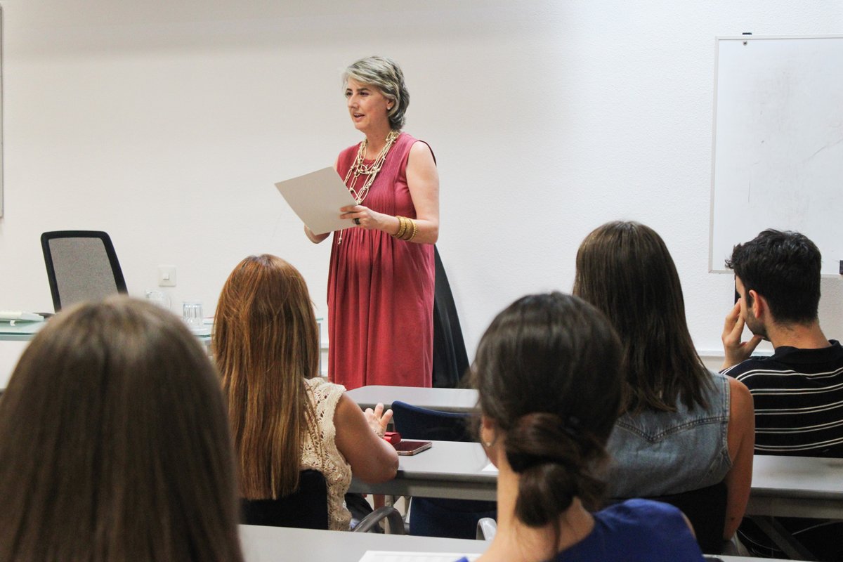 cejmjusticia's tweet photo. 📌La 48.ª Promoción de #LAJ (Promoción Interna) realiza, en su última semana de #formación en el #CEJ, el módulo especializado en 'Eficiencia Digital'.

Con distintas ponencias de la mano de profesionales como Lorenzo de la Paz, Ana Iborra, Javier Casado, Raúl Vega y Eva Moltó.👇 https://t.co/bT1cLSpXFs