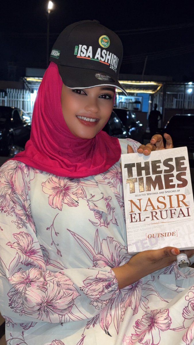 Mod33333's tweet photo. 📚 Nurturing the Next Generation: Keeping the Elrufai Intellectual Legacy Alive - @ElrufaiBoys

​Yesterday, in keeping with the Elrufai culture of reading and seeking knowledge, I provided books to every member of the Elrufai Boys, Elrufai Girls, and the Bello Elrufai Ambassadors operation teams. The selection ranged from Dr. Muhammad 'Ali al-Hashimi’s The Ideal Muslimah and The Ideal Muslim Society to the timeless works of Khaled Hosseini including The Kite Runner, A Thousand Splendid Suns, And the Mountains Echoed, Sea Prayer, and A Thieves of Honor alongside These Times of Malam Nasir. It is our sacred duty to do for these upcoming leaders exactly what Malam would have done for them.
