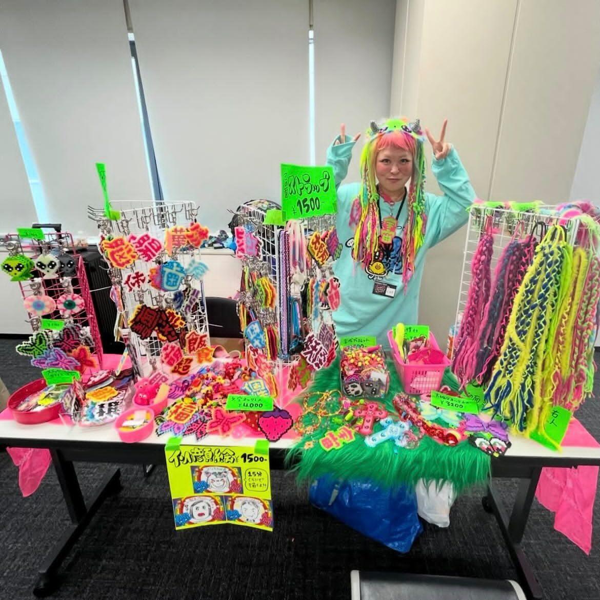 よこよこ　ハンドメイドアクセサリー制作撮影セット ハンドメイドアクセサリー、ストラップ、アパレル、ヘアピースなどを