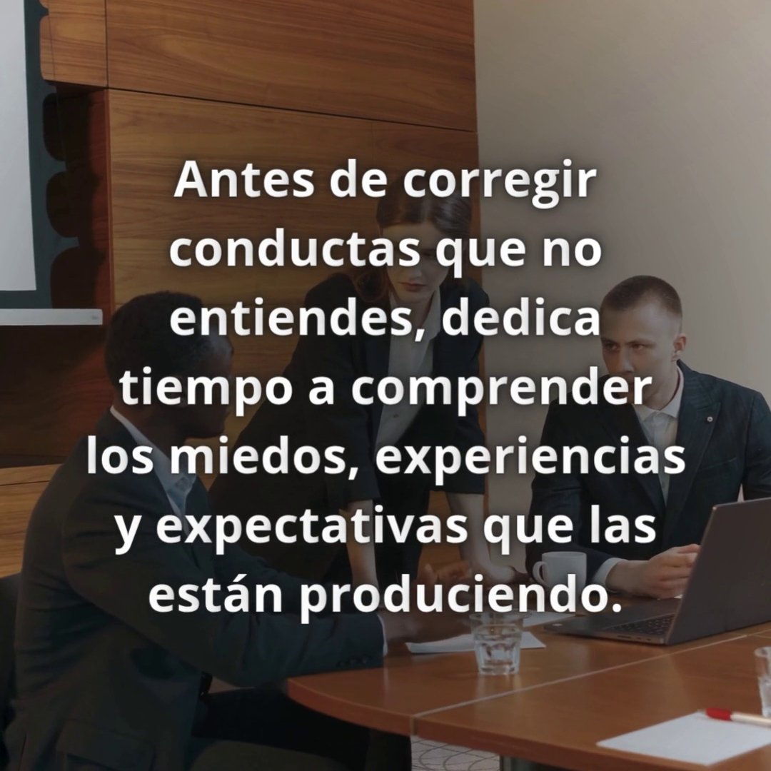 DavidPalmerw's tweet photo. Antes de corregir una conducta, comprende su origen. Escuchar primero permite liderar mejor, fortalecer la confianza y lograr cambios duraderos. #Liderazgo #Empatia #GeneracionZ Más en mi libro “Liderar a la Generación Ansiosa” https://t.co/2dMWRIdp0z https://t.co/Ghc36ZQ0Gv
