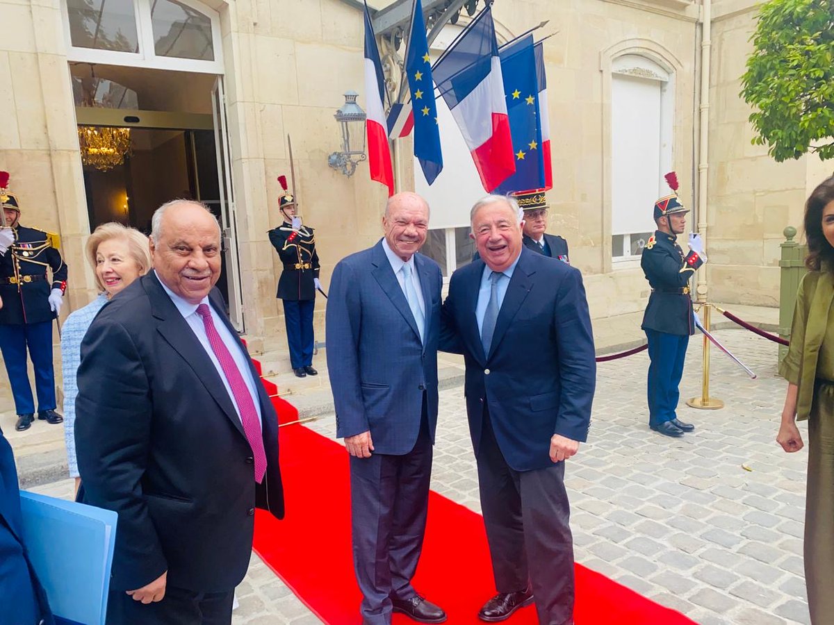 JordanEMBFR's tweet photo. تلبيةً لدعوة رئيس مجلس الشيوخ الفرنسي، جيرار لارشيه، قام دولة رئيس مجلس الأعيان الأردني فيصل الفايز بزيارة رسمية إلى العاصمة الفرنسية باريس، برفقة وفد من لجنة الصداقة الأردنية الفرنسية في مجلس الأعيان.

وشهدت الزيارة عقد عدد من الاجتماعات الثنائية التي تناولت سبل تعزيز العلاقات الأردنية الفرنسية، وتوسيع آفاق التعاون المشترك بما يخدم مصالح البلدين الصديقين. 🇯🇴🇫🇷

À l’invitation du Président du @Senat , @gerard_larcher  , Le Président du Sénat jordanien, Faisal Al-Fayez, a effectué une visite officielle à Paris, accompagné d’une délégation du groupe d’amitié France-Jordanie.

Cette visite a été marquée par plusieurs réunions bilatérales consacrées au renforcement des relations entre la Jordanie et la France, ainsi qu’au développement de la coopération dans des domaines d’intérêt commun au service des deux pays amis. 🇯🇴🇫🇷

@AlhadidLeena 
@AClaireLegendre 
@Senat 
@imarabe 
@CampusFrance