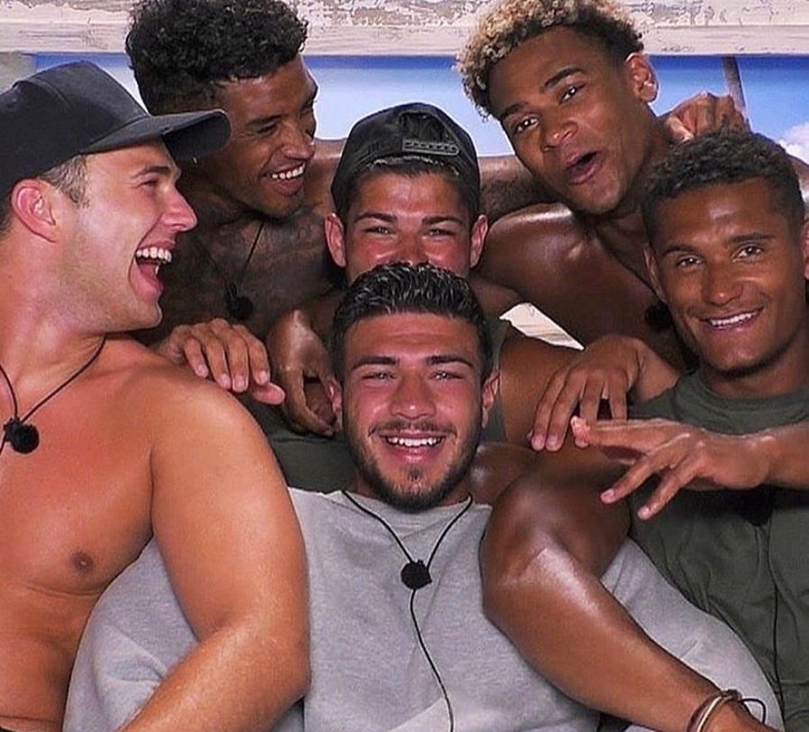 luvislandcrave's tweet photo. Season 5 is still widely regarded by fans as one of the greatest Love Island seasons ever. https://t.co/gUlv69r2JU