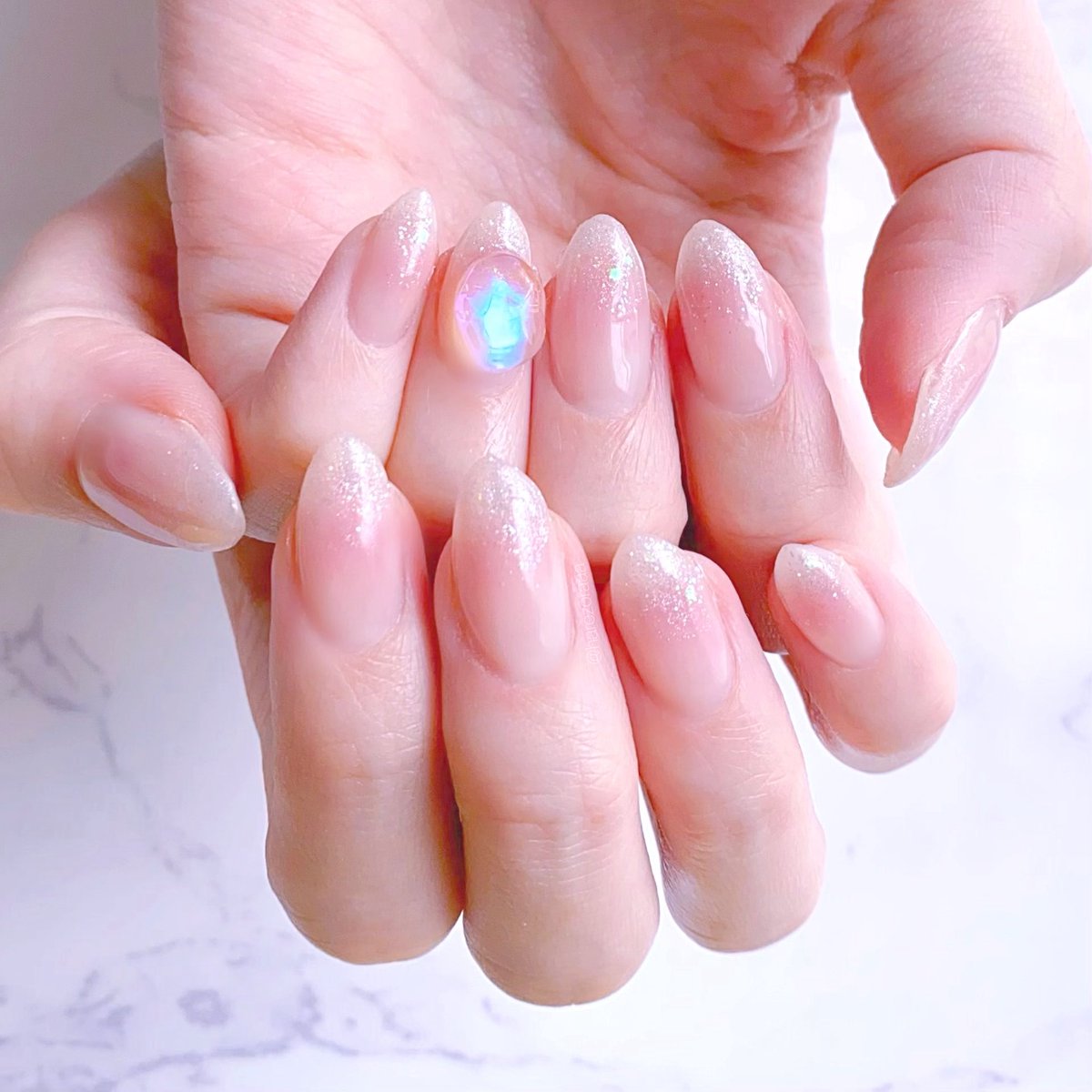 harezoraaa's tweet photo. ワンホン(チーク)ネイル🪄

使ったジェルはダイソー、セリア、ワッツ

#セルフネイル #ジェルネイル #100均 https://t.co/71jh9YNTGL