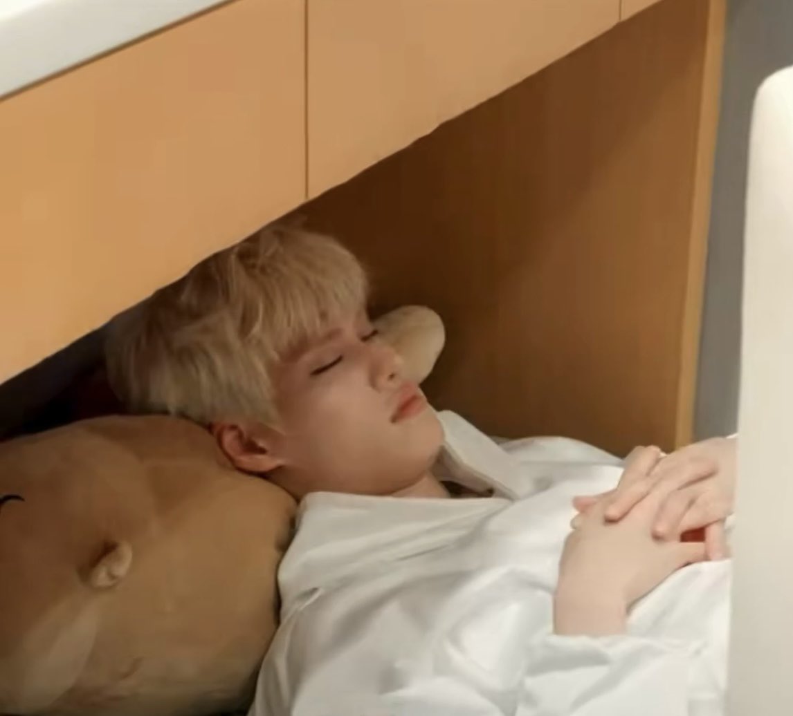 yoeeism's tweet photo. 💤 https://t.co/DL1JsMLlvX