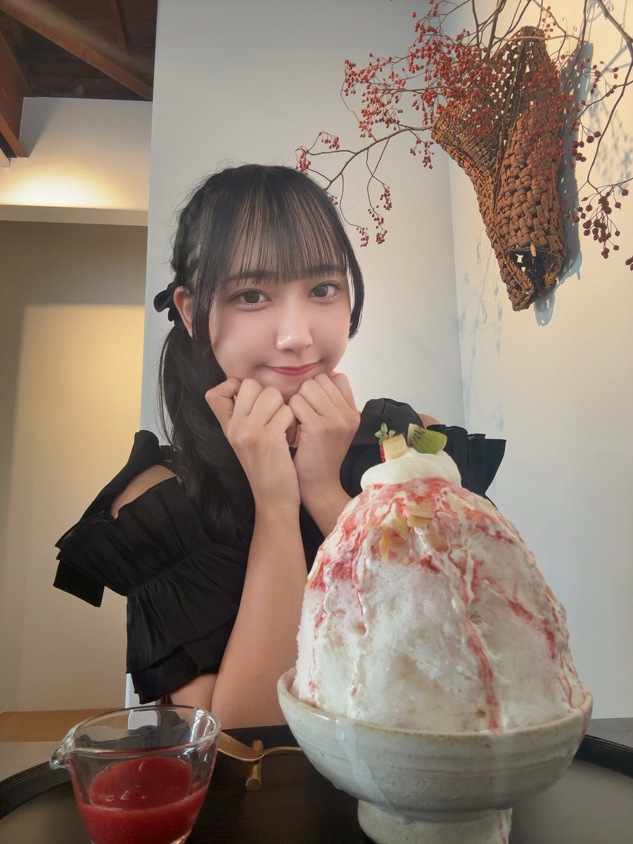 saara_cc12's tweet photo. 1人でもかき氷食べに行っちゃう😆🍧 https://t.co/kEO6irEynT