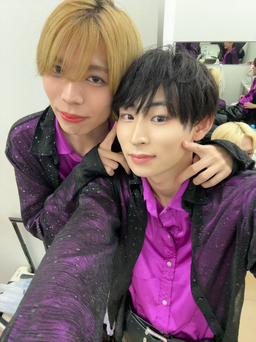 YoiN_masato's tweet photo. 本日は五反田G6ありがとうございました!
みやびくん誕生日おめでとう🎉
今日も沢山の方に見てもらえて嬉しかったよ😽
次も待ってるねっ
次回は7/10(金) 池袋LIVE INN ROSAさんにて19:45~です!
#YoiN https://t.co/ogwHEbC3rn