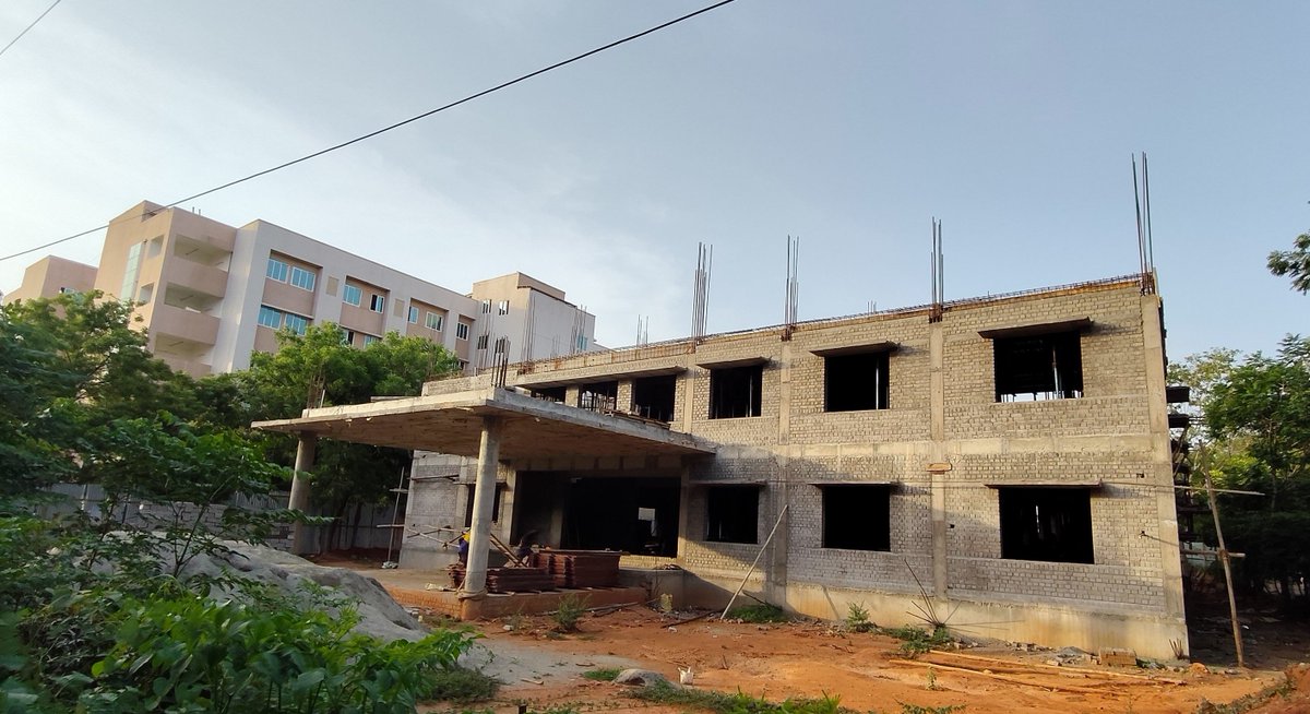 UpdatesTanjore's tweet photo. U/C 🏗️ Advanced Special OutPatient Department Block + Dedicated Surgical Equipment Storage Facility at the Thanjavur Medical College Hospital (#TMCH) campus!

Budget: ₹9.23 Crores 

📍near, PMSSY Block 3
2nd Gate TMCH, #Thanjavur ⚕️🏥

#Thanjavur #TMCH #MedicalInfrastructure https://t.co/4z96KnDbs6