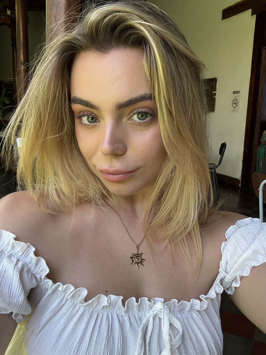 kiki 🐍 tweet media