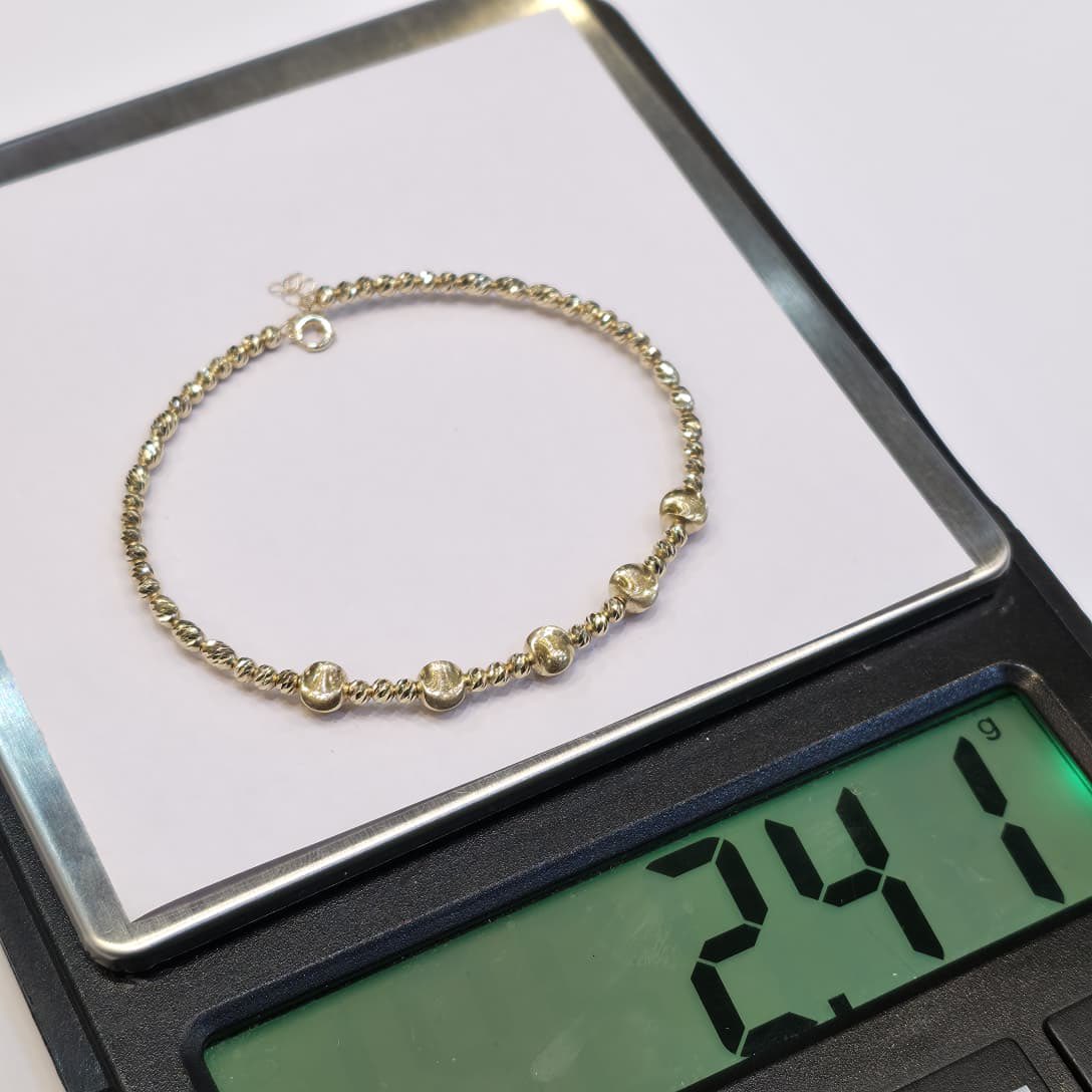 SisiArinGold's tweet photo. More beautiful designs 😍😍

18karat solid gold bangles available https://t.co/xBfCYaZRww