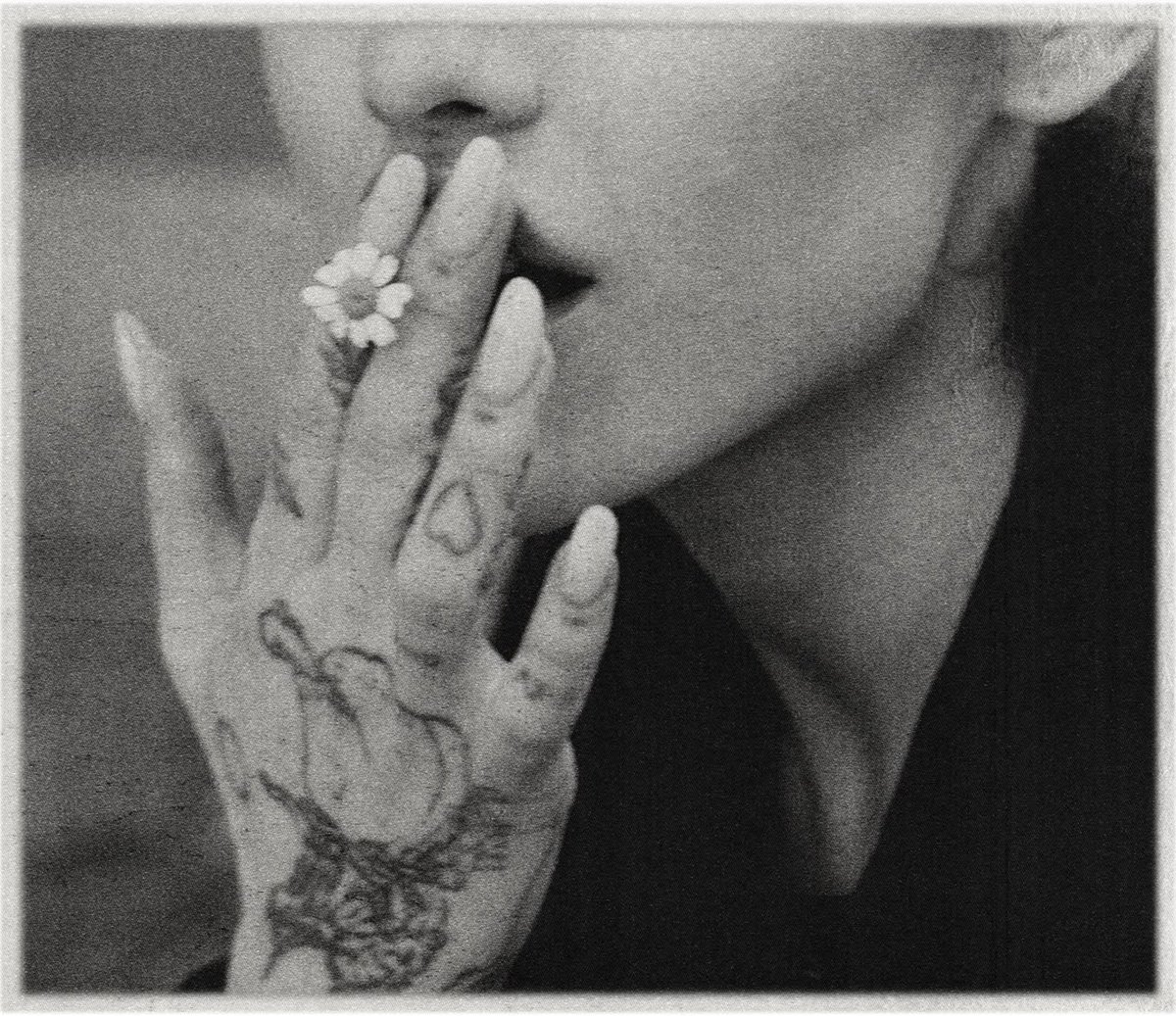arichanarmy's tweet photo. she did this for her stoner fans https://t.co/uUGRb2UiJ0
