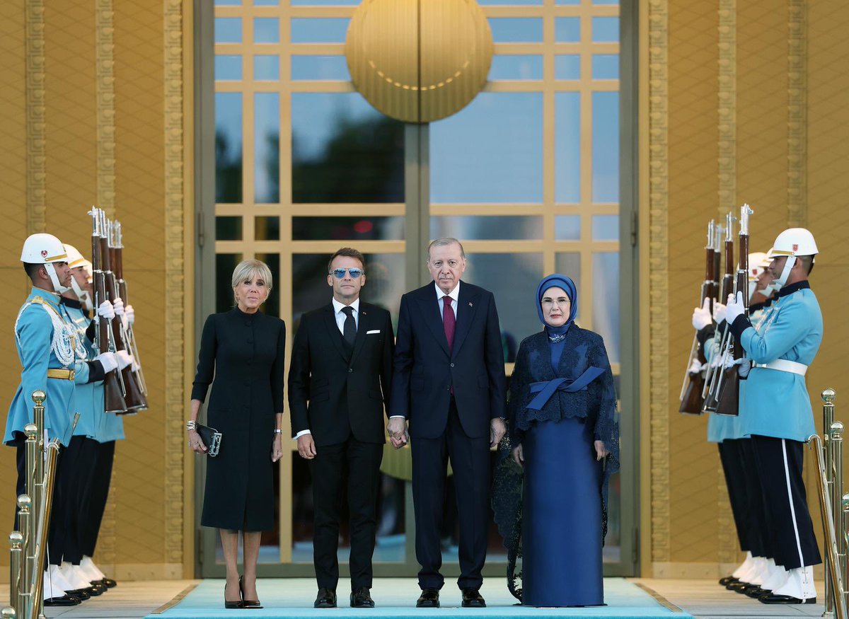 akkadinistanbul's tweet photo. Dünden bugüne Türkiye vizyonu 🇹🇷
İyi ki varsın Erdoğan ❤️

#NATOSummit https://t.co/db8qPGYgt5