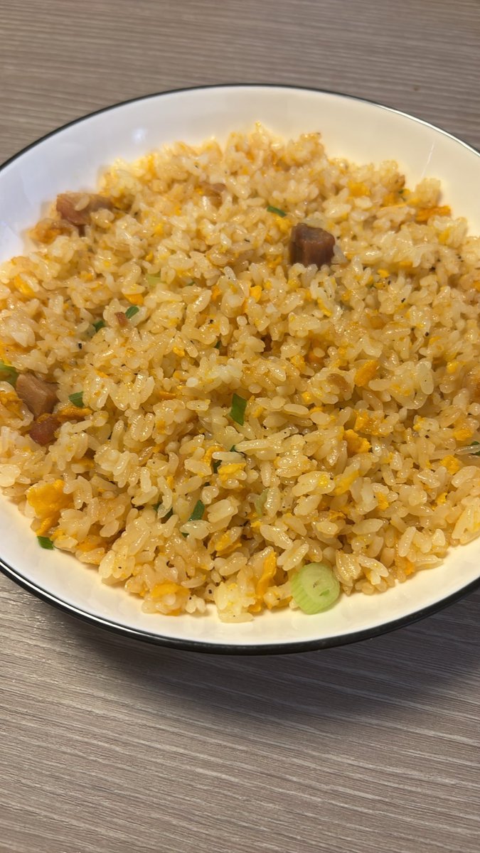 SS66400548's tweet photo. チャーハンが食べたくなりました https://t.co/xSuV8467Sb