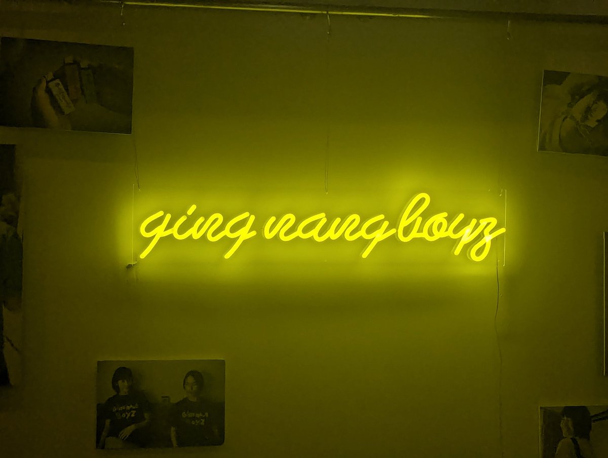 AdKQzpERJcEnzQC's tweet photo. 人生初ライブが銀杏BOYZ。
色々なものを全身に浴びてきた。
世界には、こんなに楽しい事があるのですね。
GOD SAVE THE わーるど https://t.co/OkU5TUZKiw
