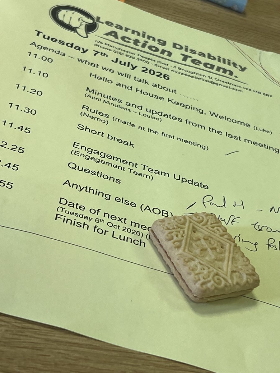 firstmcr's tweet photo. Few photos of the LD Action Team and our Engagement Team
at yesterdays meeting presenting ....
#LDActionTeam https://t.co/XG0j5yirJQ