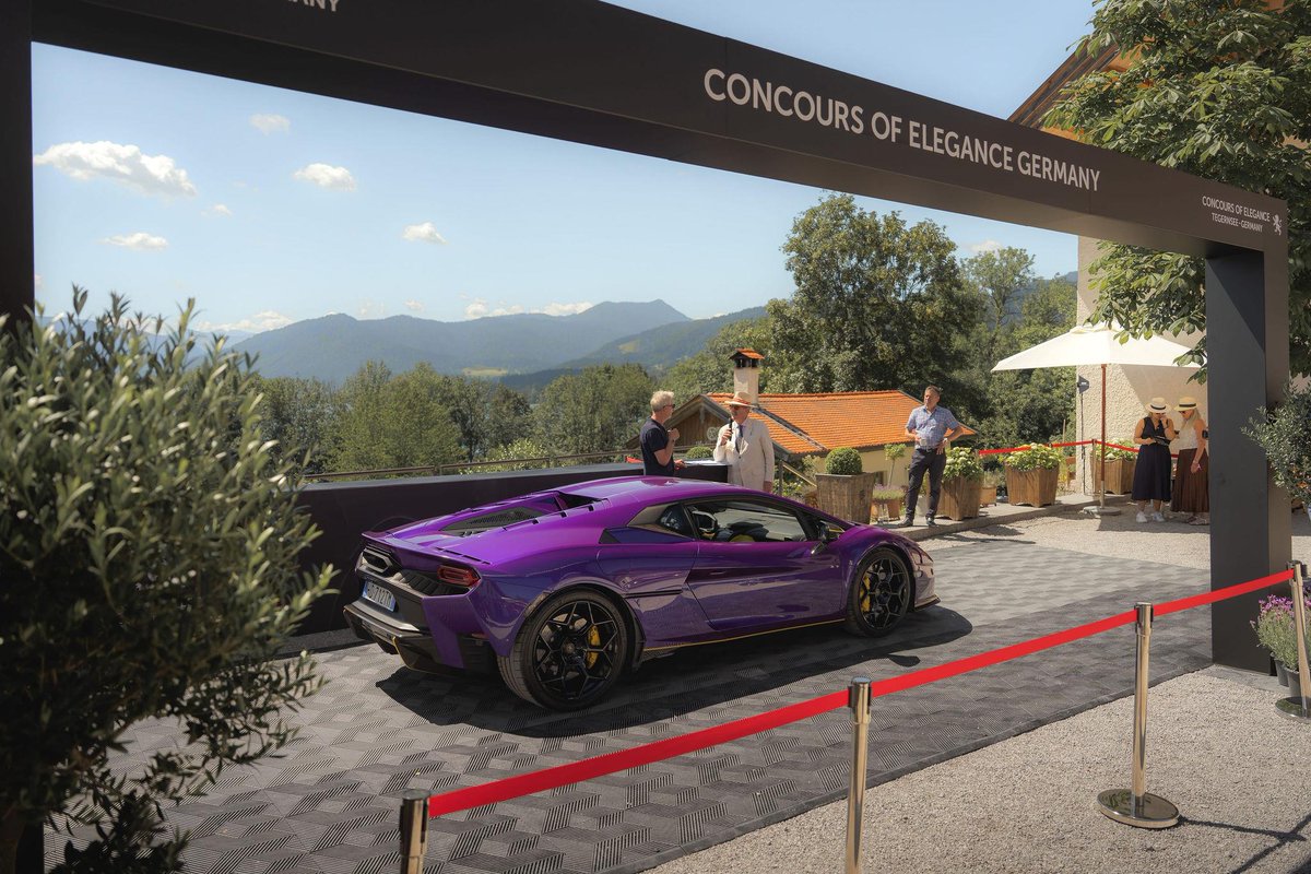 TheAutoMagazine's tweet photo. Fenomeno Roadster makes its debut at the Concours of Elegance Germany 2026 - The Auto Magazine https://t.co/Fe6TrxeR2a https://t.co/umPmNPuucV
