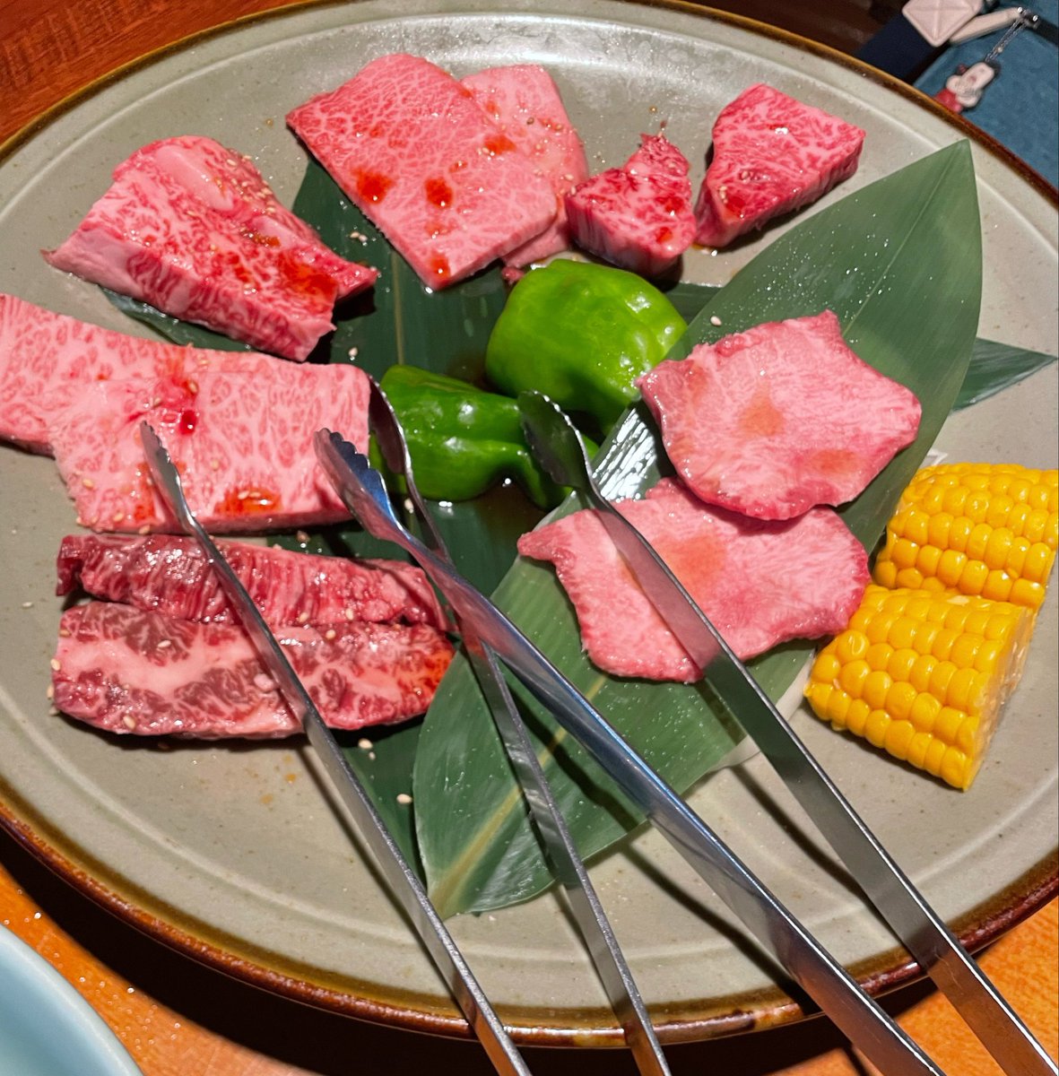 rieseal's tweet photo. 先月の本番中から食べたかった焼肉！
めっちゃ美味しかった！！
（タンとハラミが好きなので追加しました）（スガキヤラーメンも食べました）（お酒ももちろん飲みますよね）
やり過ぎましたが幸せ時間😆✨👍 https://t.co/ZEmvZSoFEA