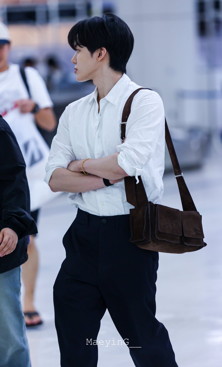 MaeyinG__'s tweet photo. 20260708 HND 🛬

Oh guys 🫠

#JAEMIN #재민 #ジェミン #NCTDREAM https://t.co/Z9XXvY3Pz1