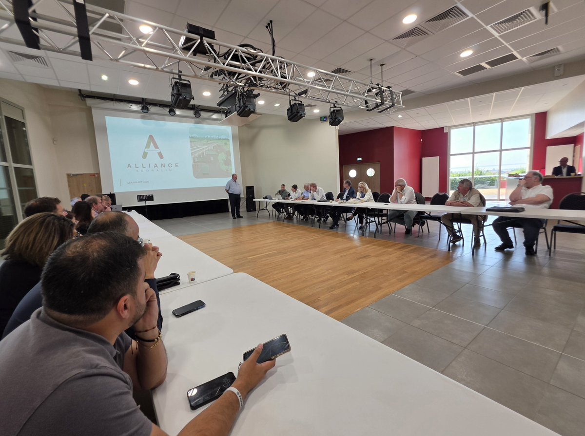 jfbenon's tweet photo. #ValdOise / #ParisRegion / #ChooseIDF / #CCI_95 / #Ceevo95 : Participation du CEEVO au lancement de l'Alliance Agoralim à l'initiative de la CCI départementale du Val-D'Oise - alliance.agoralim@gmail.com - https://t.co/HMJR7YsxTW https://t.co/0fGh2x42dx