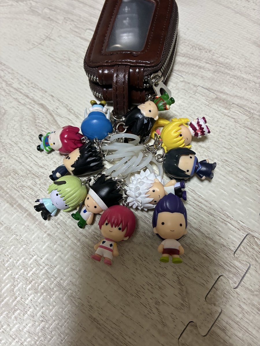 PUBG__RYO's tweet photo. @mental0wari ゴンとヒソカは2匹いる https://t.co/QyWNsraI8B