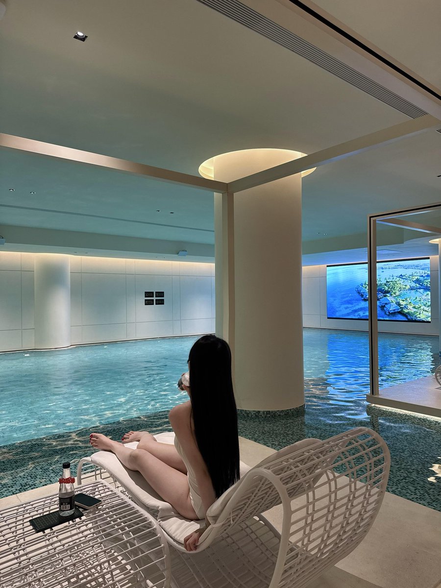 Marcel_Romain1's tweet photo. 咕噜咕噜🫧🏊‍♀️ https://t.co/kQrIo96GOM